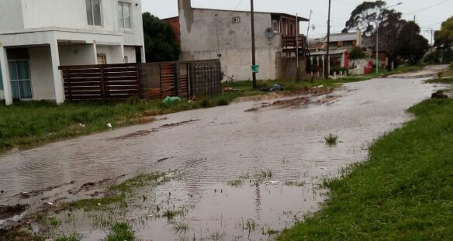Las lluvias azotan la zona sur: "La gente no puede salir de sus casas"