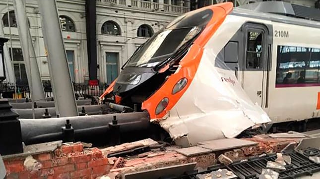 Un accidente de tren en Barcelona dejó 54 heridos