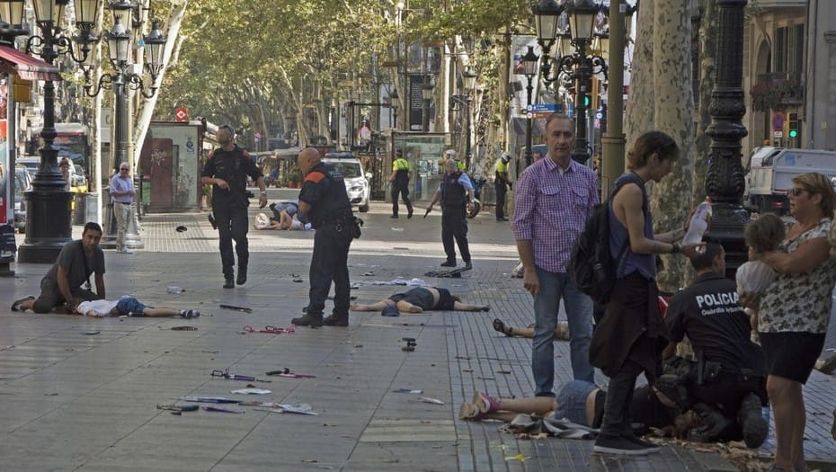Atentados en España: ascienden a 14 las muertes y hay 126 heridos