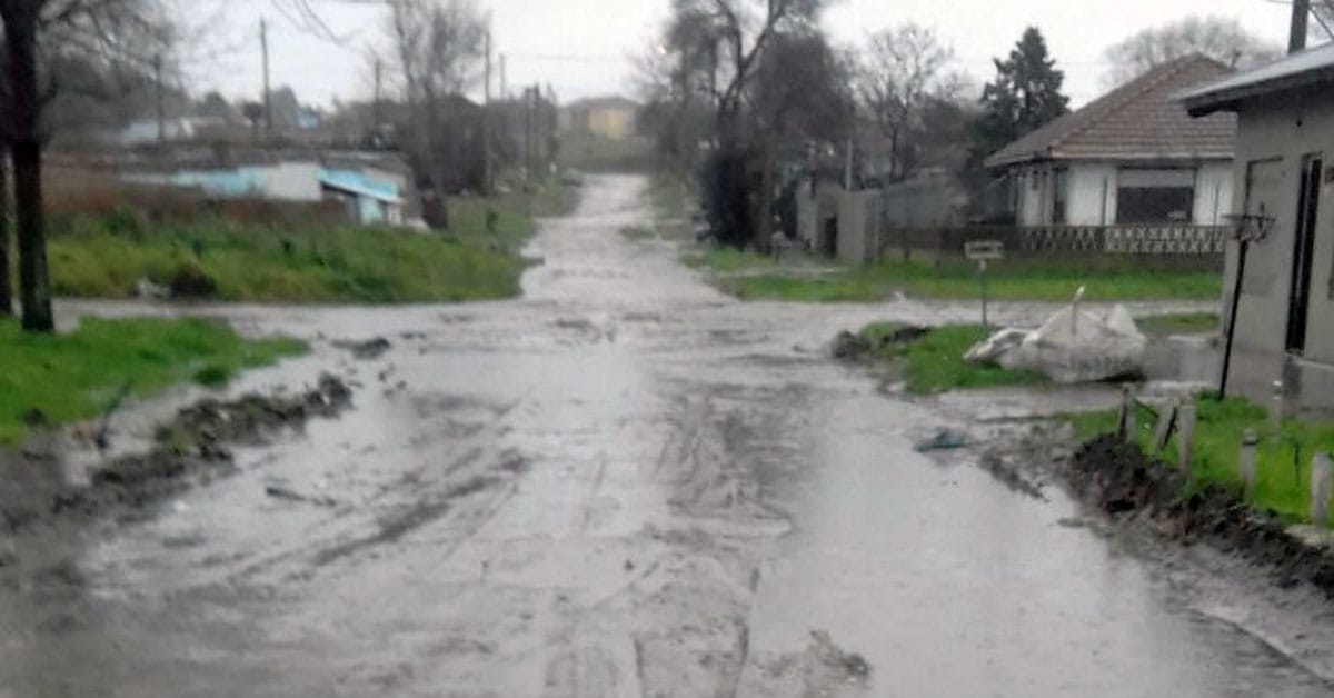 Arroyo pidió a Provincia recursos para barrios afectados por la lluvia