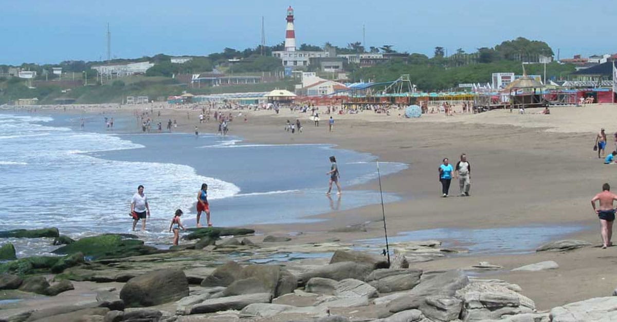 El Ejecutivo buscará que las playas del sur y del norte sean públicas
