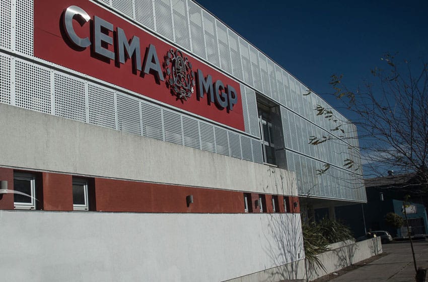 Avanza un convenio para la instalación de un consultorio de kinesiología en el CEMA