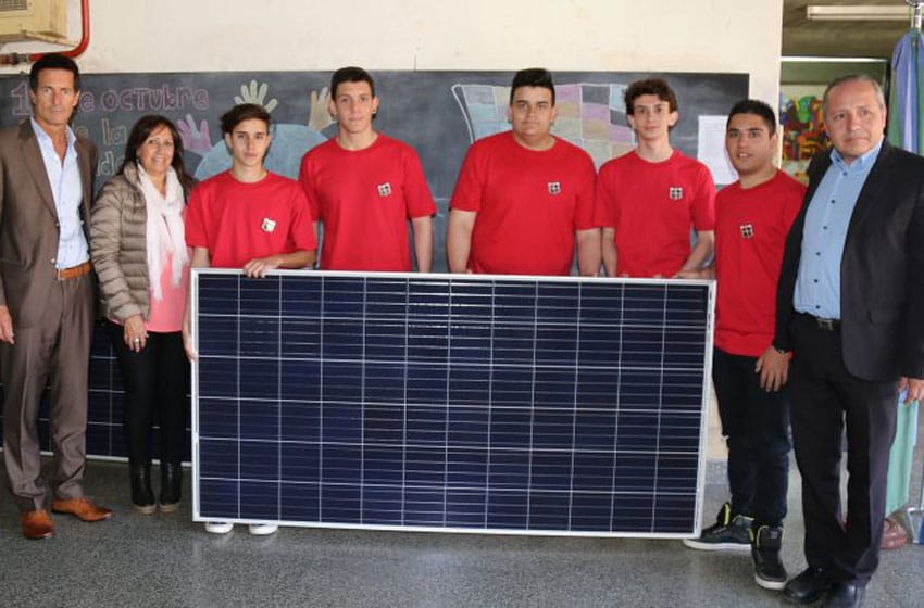 La escuela técnica N°4 se iluminará con energía solar
