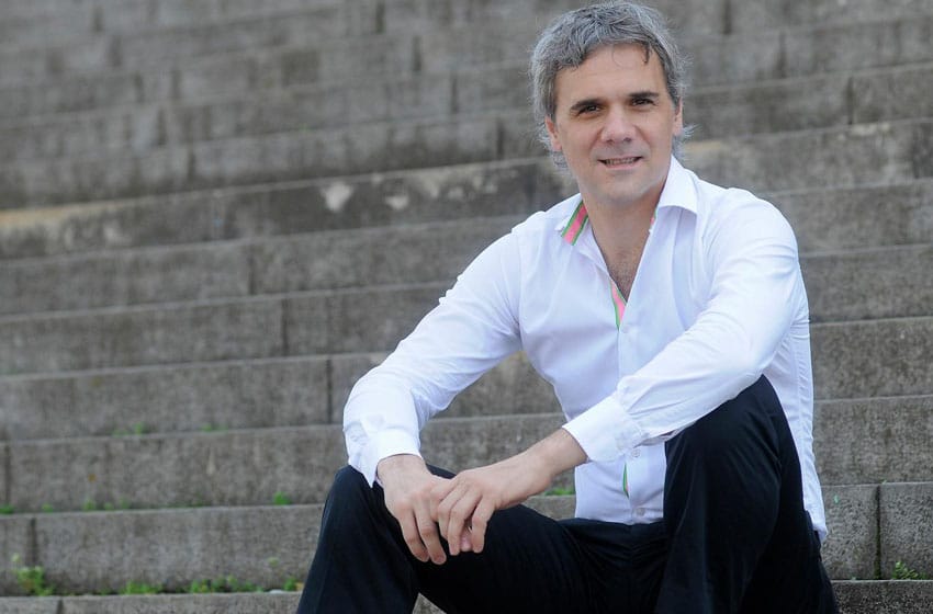 Juan Tonelli presenta en Mar del Plata su libro “Poder ser”