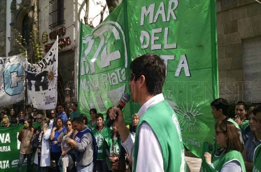 "Los trabajadores estatales tenemos claro que no vamos a votar a Macri"