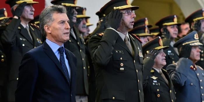 Macri se reúne con las fuerzas armadas