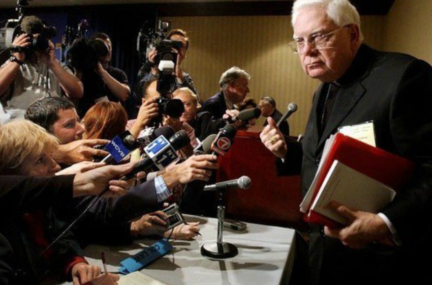 Murió cardenal de EEUU. que protagonizó escándalos de pedofilia