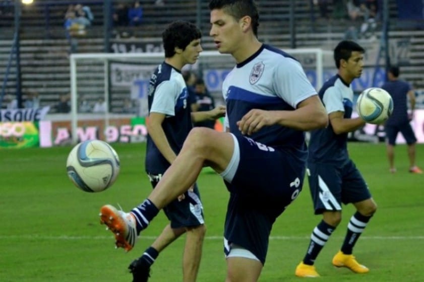 Aldosivi realizó sondeos por un defensor de Primera División