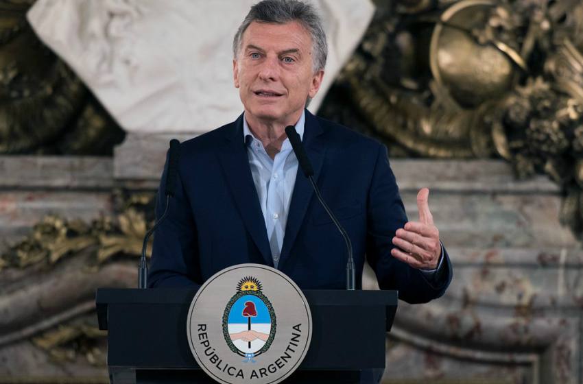 Macri confirmó que el decreto del bono a jubilados saldrá este martes