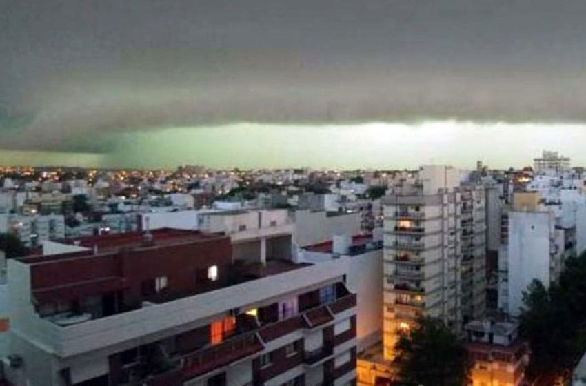Advierten por "tormentas severas" para el sábado en Mar del Plata