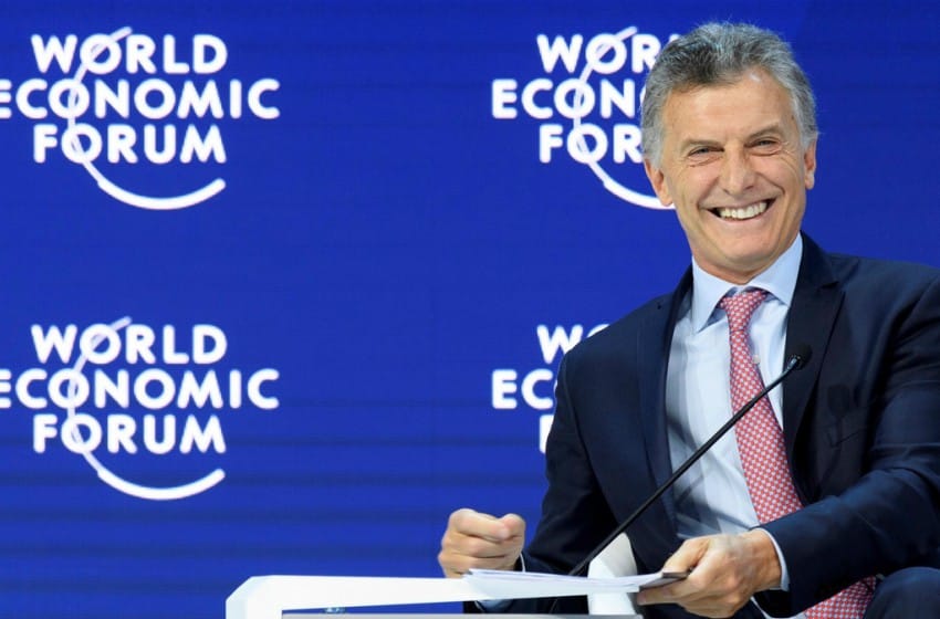 Macri ratificó a Sturzenegger al frente del Banco Central en Davos