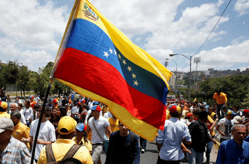 Guaidó afirmó que empezó a entrar la ayuda humanitaria a Venezuela