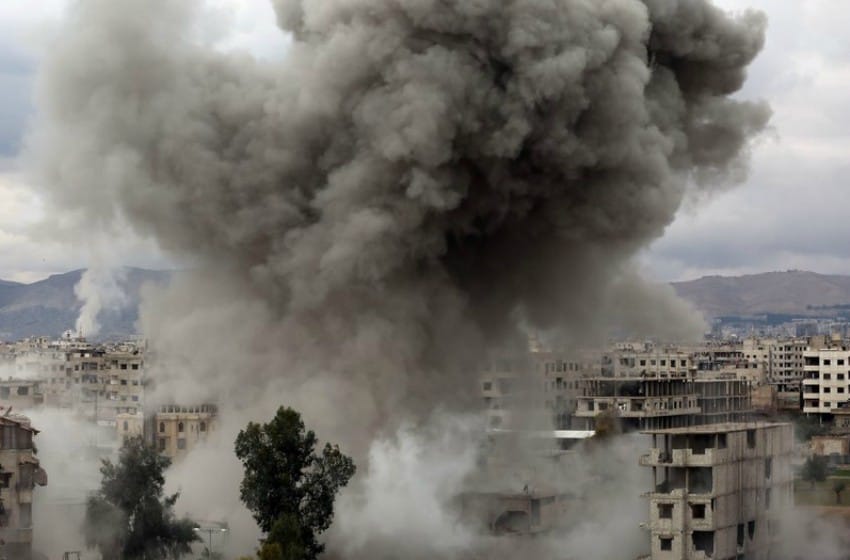 Continúan los bombardeos en Siria y se registran más de 400 muertos