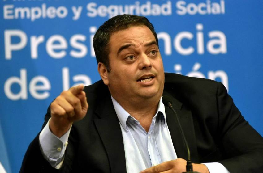 Jorge Triaca: "Los sindicatos alineados con el gobierno están tomando distancia"