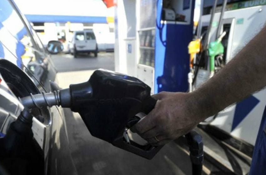 YPF aumentó un 2,9% los combustibles
