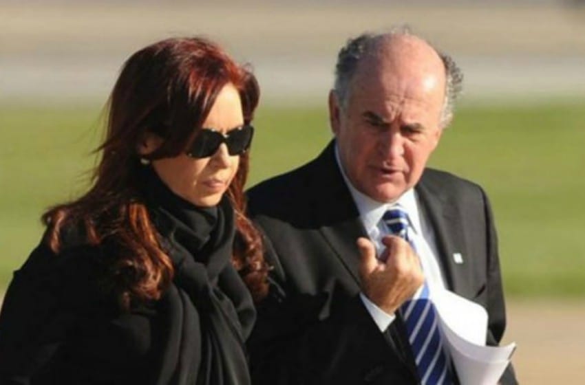 Cristina: "Hay que pegarle a Massa y a la gorda HDP (Stolbizer)"