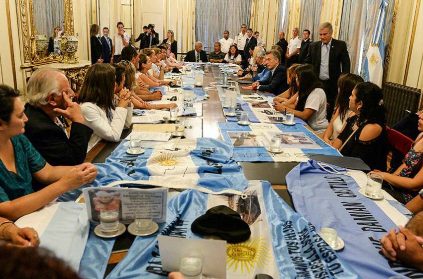 Submarino: Familiares le dejaron un pedido de informe a Macri