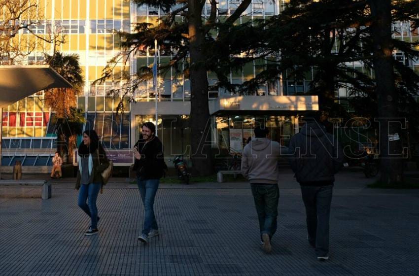Por el coronavirus, suspendieron la Feria Internacional de Educación Superior Argentina