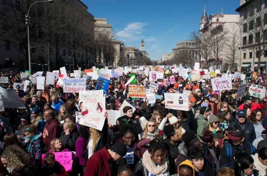 Histórica marcha de estudiantes en Estados Unidos contra las armas