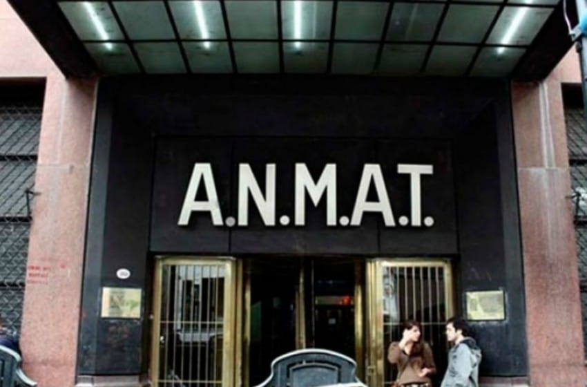 Allanaron sedes de la ANMAT por importación ilegal de medicamentos