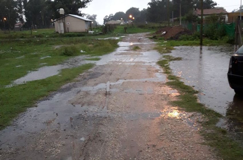 La tormenta dejó su huella en las calles de los barrios del sur