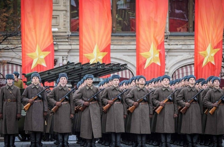 Un ex general ruso anticipa una posible guerra por el caso del espía