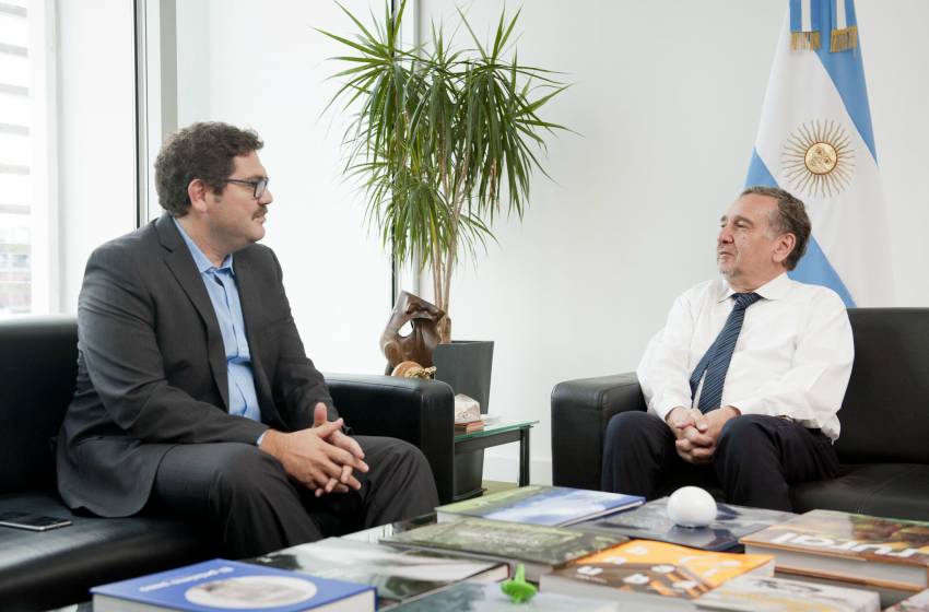 El secretario de Tecnología se reunió con el Ministro Lino Barañao