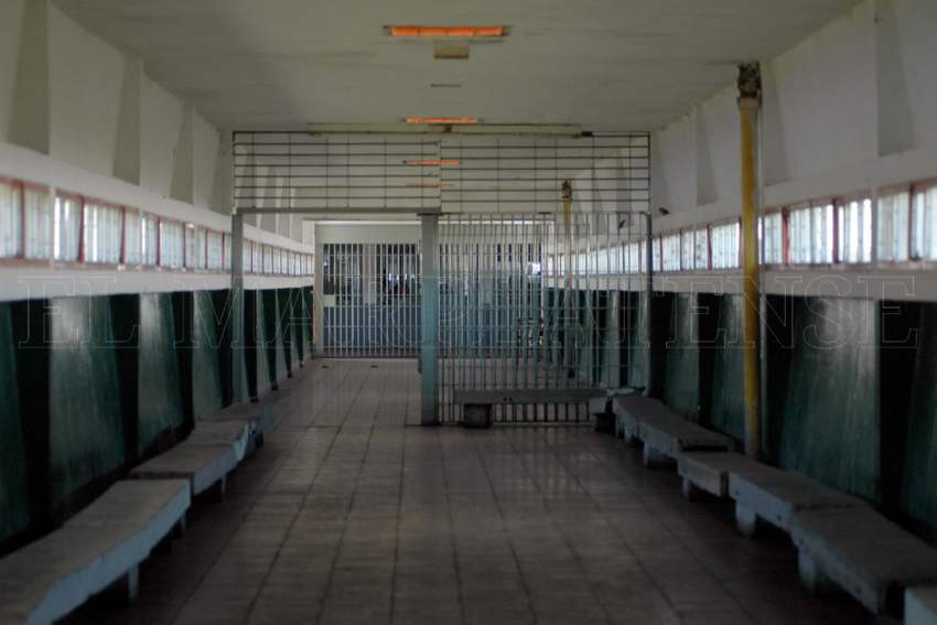 Alertan que en la cárcel de Batán "va a ser imparable" el contagio de coronavirus