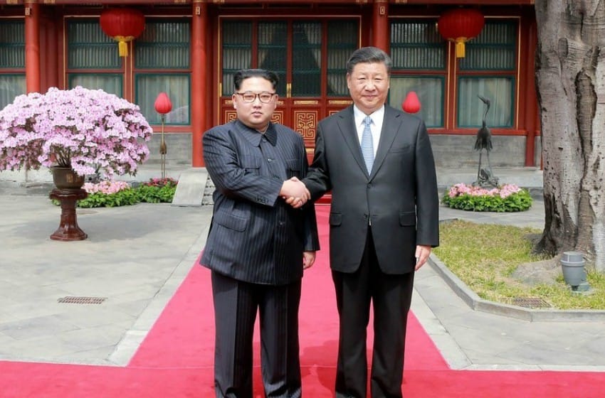 Sorpresiva reunión entre los líderes de Corea del Norte y China
