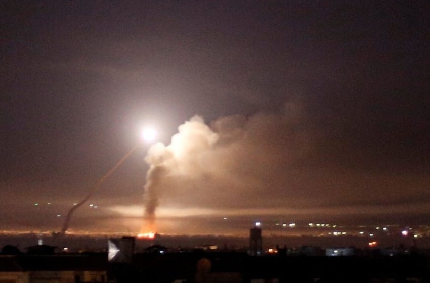 Israel respondió y atacó objetivos iraníes en Siria