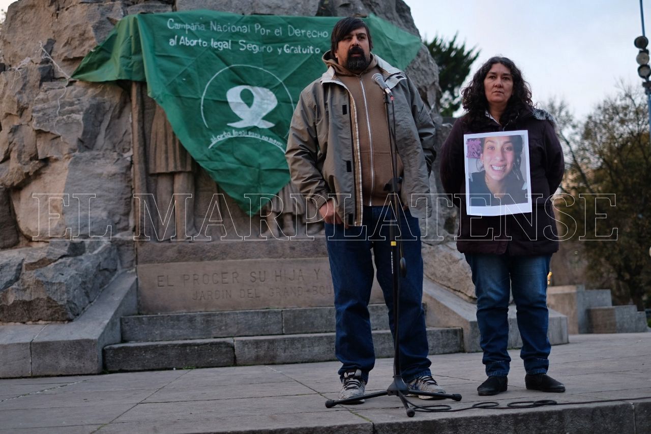 Padre de Lucía Pérez: "Ella seguro estaría apoyando todo esto"