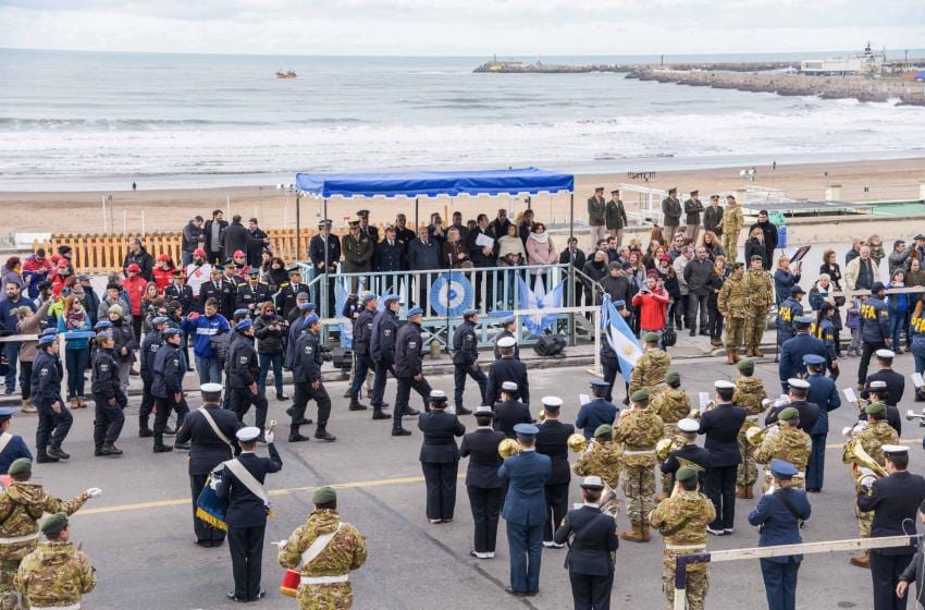 Los festejos oficiales por el Día de la Independencia en Mar del Plata