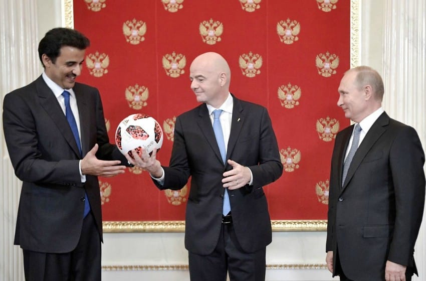 Putin le "traspasó" el Mundial al representante de Qatar 2022
