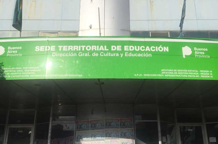 El Consejo Escolar afirma que "se garantizó la reubicación" de los alumnos de escuelas que cerraron
