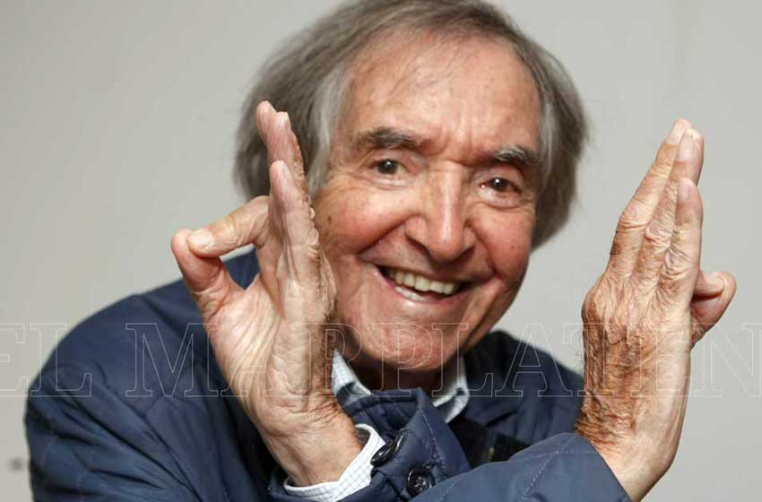 Carlitos Balá cumple 93 años y lo festejará en las redes sociales