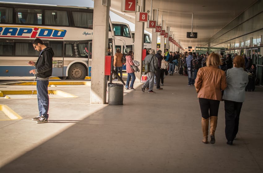 Pase sanitario en Mar del Plata: pasajeros y choferes coinciden en que es una buena medida