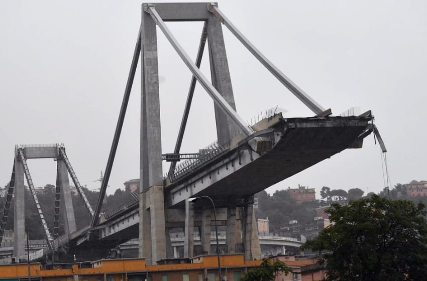 Italia: colapsó un puente en Génova y ya hay 35 muertos