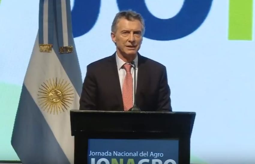 Macri garantizó que las retenciones son el “último esfuerzo temporal”