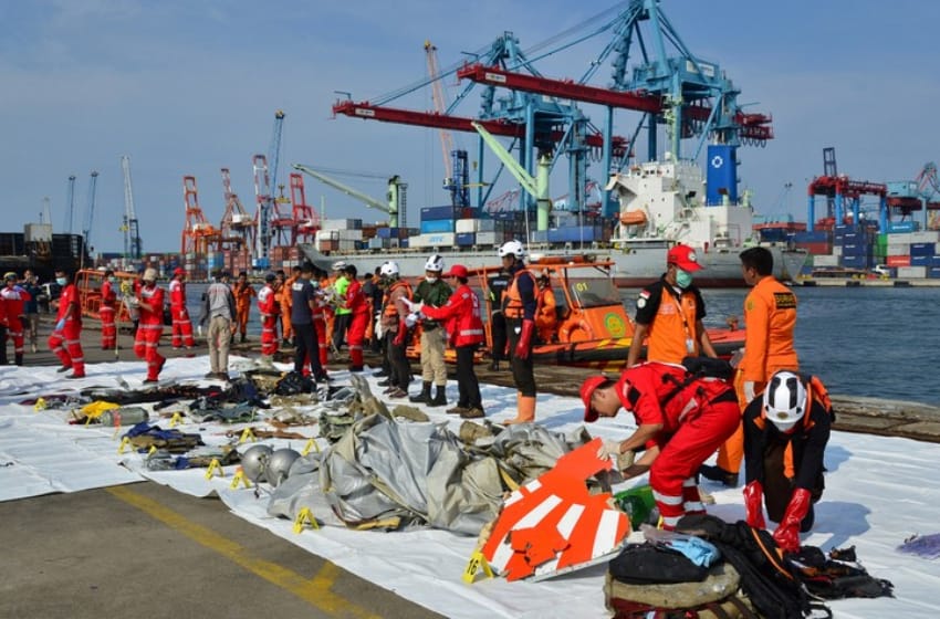 Indonesia: un avión con 189 personas se estrelló en el mar de Java