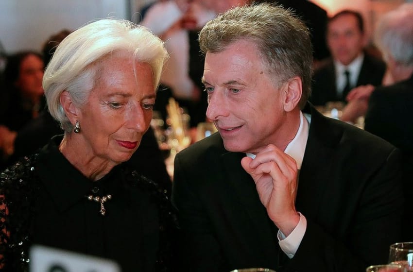 El Directorio del FMI se reúne para aprobar el plan argentino