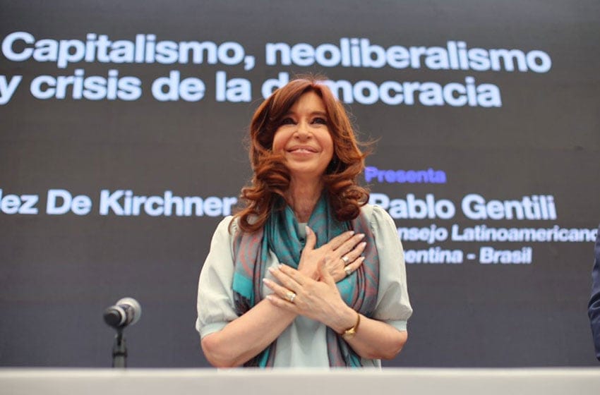 Cristina Fernández convocó a celebrar el Día de la Militancia en La Plata