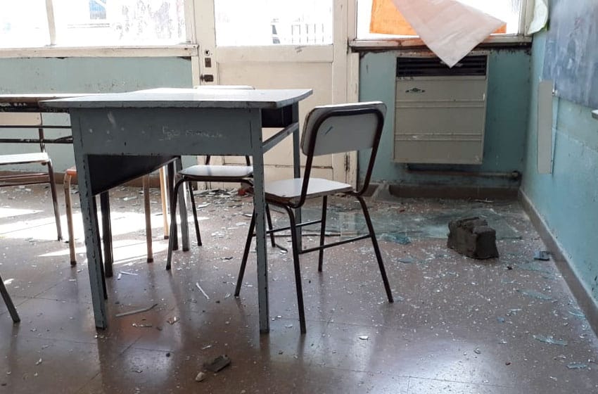 Otra escuela sufrió graves hechos vandálicos: "La maldad es infinita"