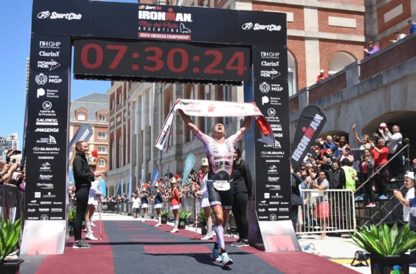 El austríaco Michael Weiss fue el campeón del Ironman en la ciudad