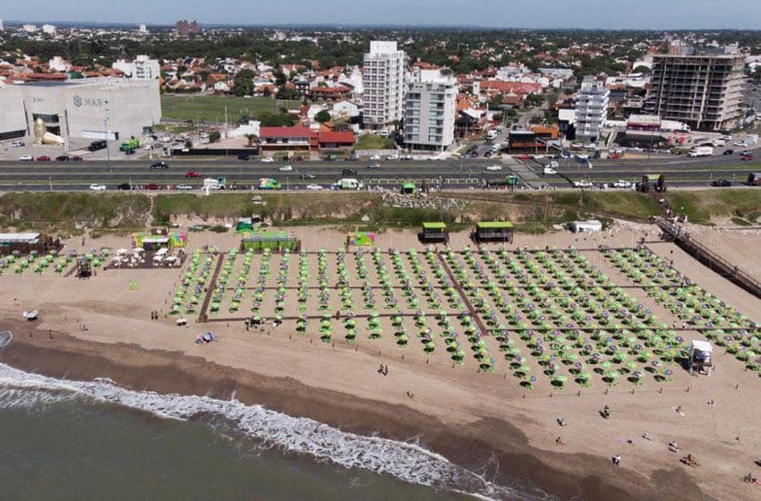 Las playas públicas de la ciudad recibieron a más de 220 mil personas
