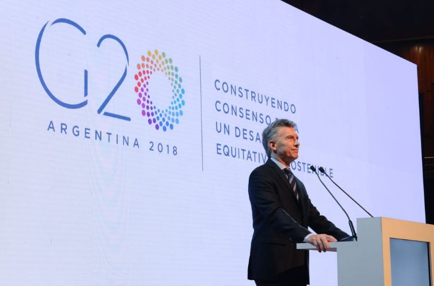 "Hoy tenemos una Argentina conectada al mundo como nunca antes"