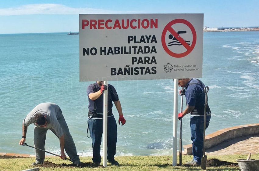 Comenzaron a colocar carteles que advierten sobre riesgos en playas