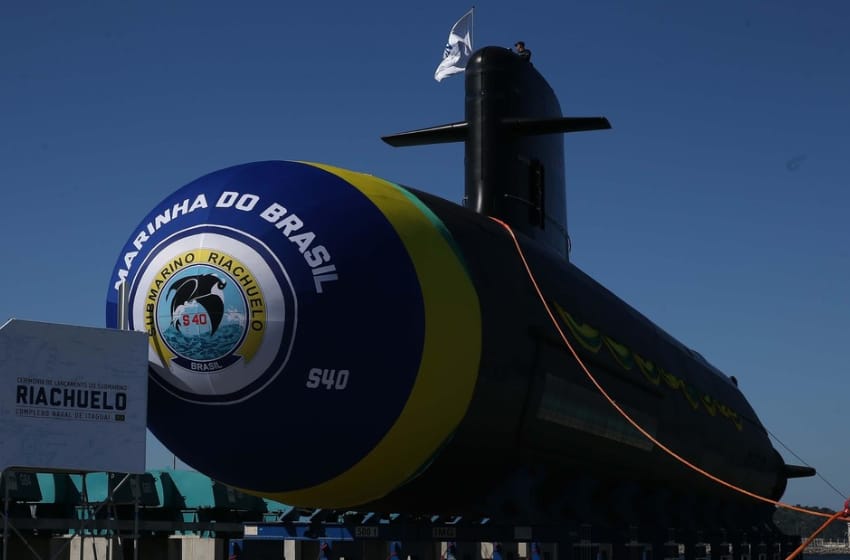 Brasil botó al mar un megasubmarino nuclear