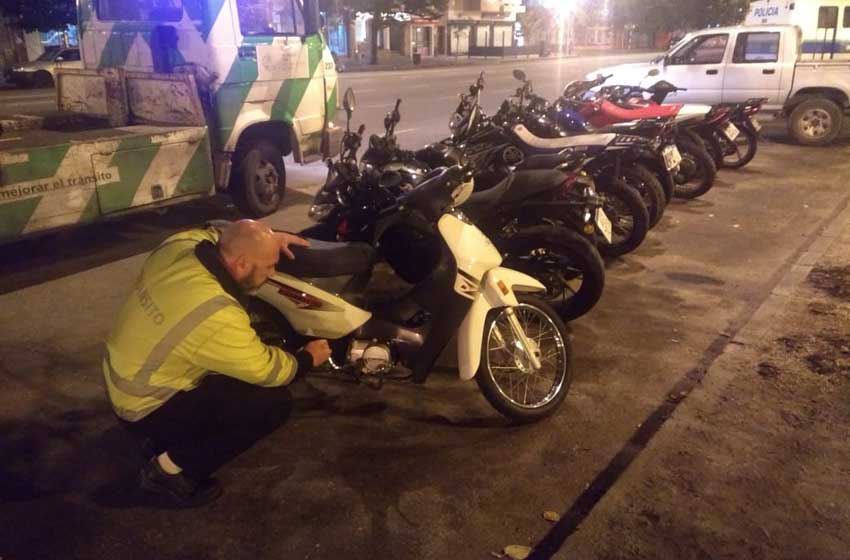 Cinco motos y dos autos secuestrados por alcoholemia