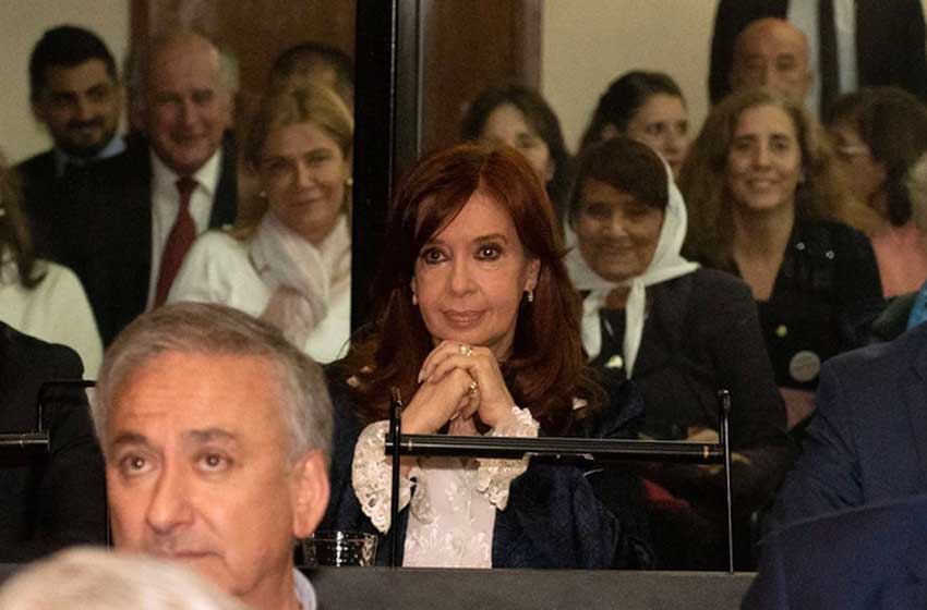 El juicio que protagoniza CFK y sus funcionarios pasó a un cuarto intermedio