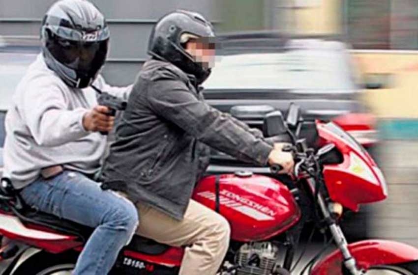 Se aprobó una ley que buscará combatir a motochorros